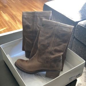 Steve Madden Maude taupe Lea size 7 knee high boot leather